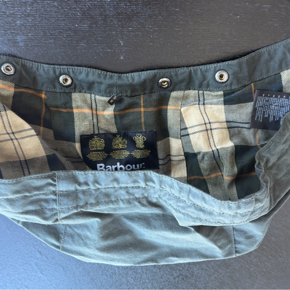 Barbour Beadnell Green Waxed Cotton Jacket with removable hood- UK 12 US 8 - Picture 3 of 8